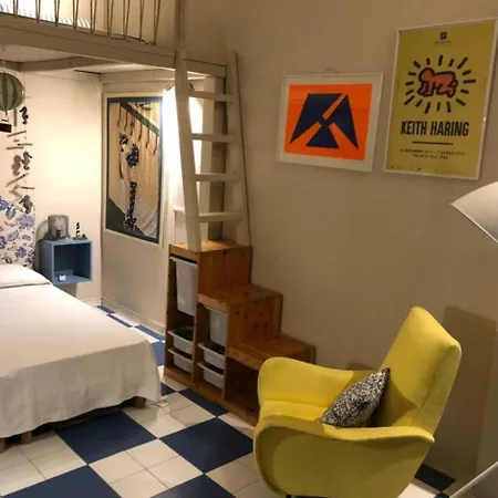 Incantevole, Casa Annetta 800 Mt Dal Mare 비아레지오