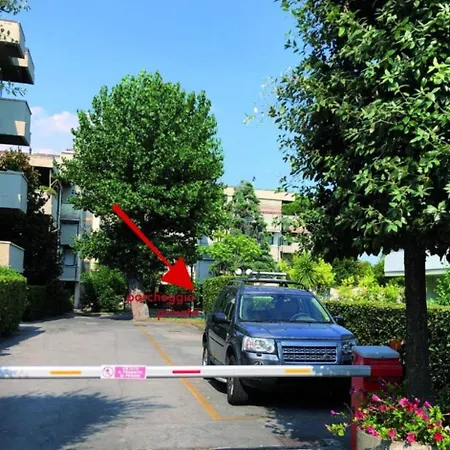 Incantevole, Casa Annetta 800 Mt Dal Mare * 비아레지오
